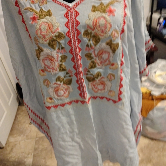 Chic Embroidered Light Blue Tunic - Picture 16 of 16